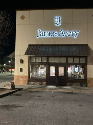 James Avery Jewelry Store in San Antonio, TX - Woodlake Crossing