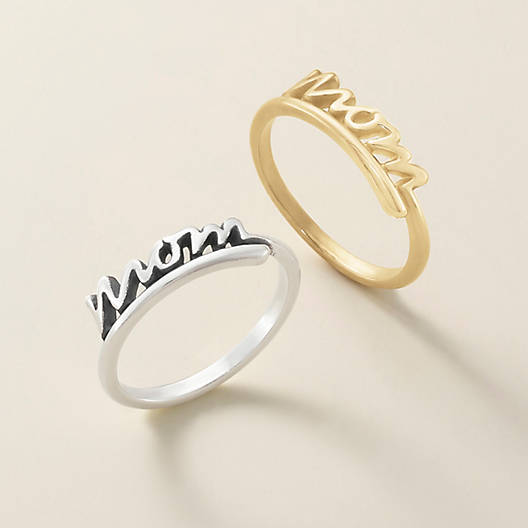 View Larger Image of "Mom" Script Ring