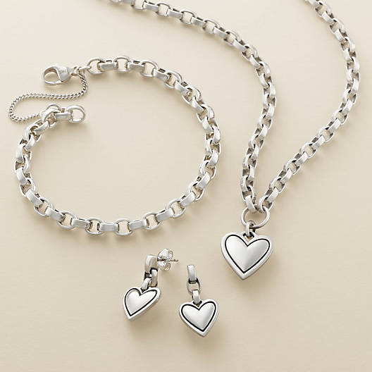 View Larger Image of Timeless Heart Necklace